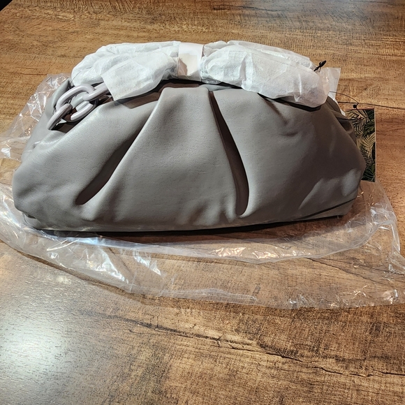 Badgley Mischka Gray Wrapped Frame Clutch - Picture 5 of 8